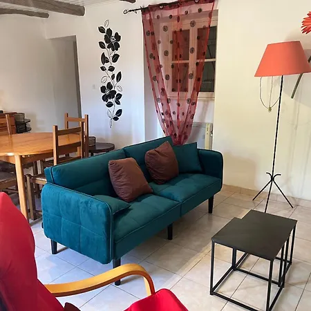 De L Oustalneou Feriehus *